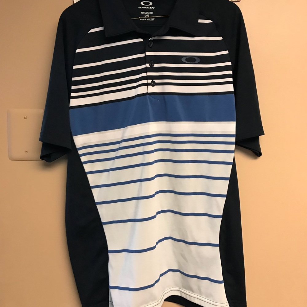 Oakley Men’s Short Sleeve Tee